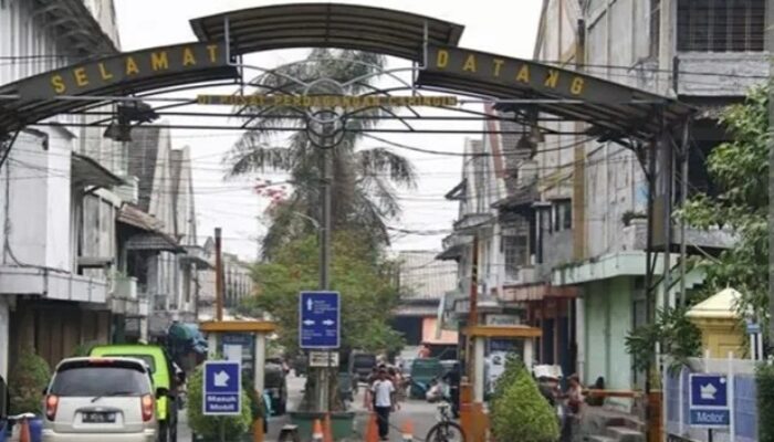 PASAR INDUK CARINGIN, MULAI DARI HARGA, FASILITAS DAN PETUNJUK JALAN